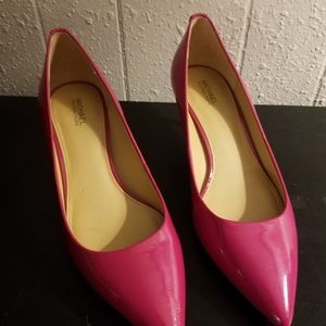MK Michael kors pump